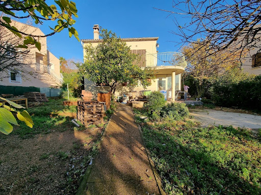 Terrassement pour piscine avant travaux