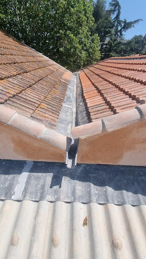 Réalisation d'un chenaux sur toiture